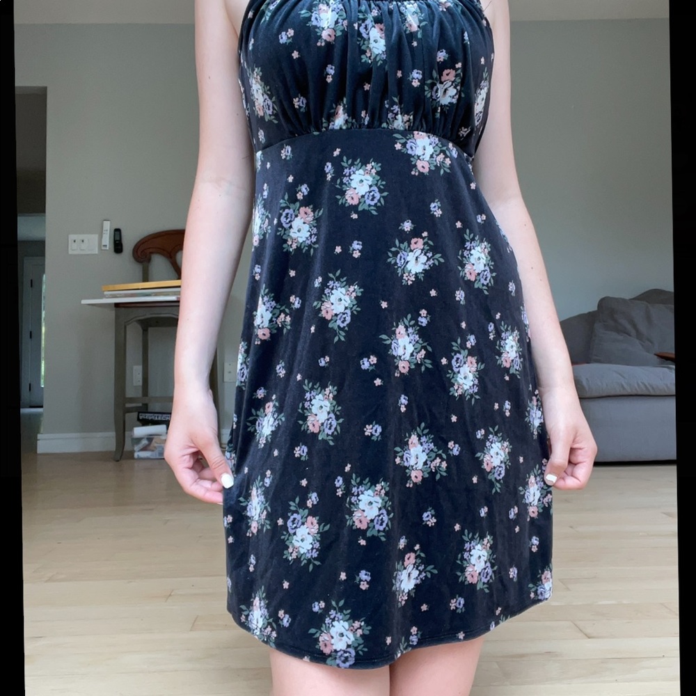 NEVER USED!! Hollister flower print soft dress! 💟